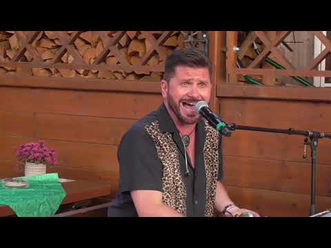 Cagey Strings 2021 in Straßlach - Blue Moon Of Kentucky