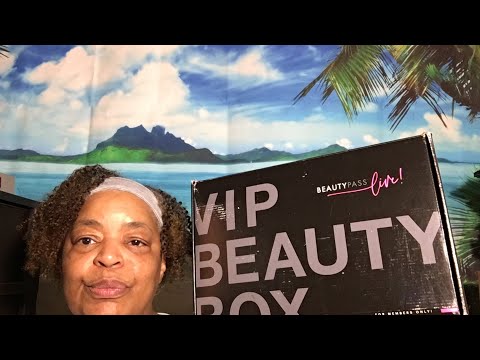Unboxing New Beauty’s VIP Beauty Box Summer Edition 2022, Cost $119.00 Value in the $870.95