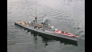 Italian Cruiser Zara 1/72 (4-4) Maiden Voyage 06Aug21<div class=vauth>RC Model Warships</div>