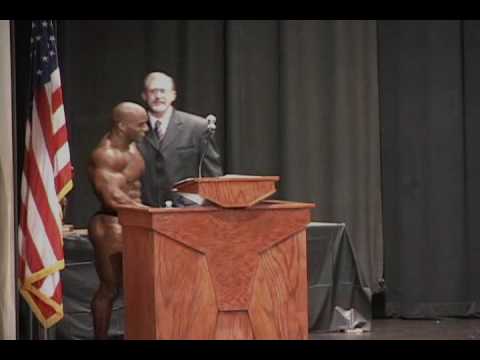 IFBB Pro Darrem Charles Posing With Son Before Olympia!