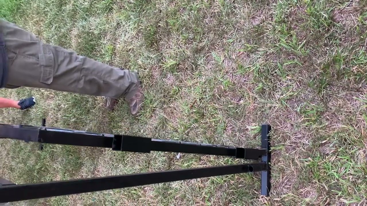 Cellular Hog Trap Gate Assembly