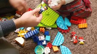 LEGO DUPLO Семейный парк аттракционов (10841) - відео 1