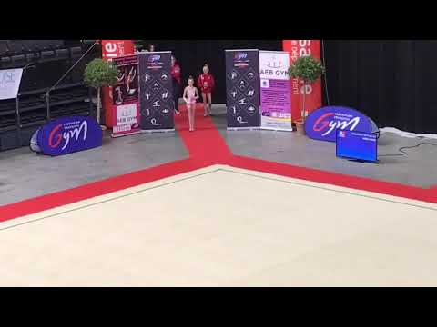 Lola Delrue massues NatA 10/11 ans