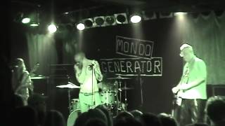 Mondo Generator- Use Once And Destroy Me (Full DVD)