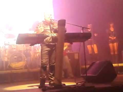 Michal David pre Ivetu Bartošovú_ koncert Ružomberok 29.4.2014