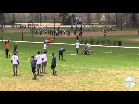 UNCW's Xavier Maxstadt Lays Out For The Hammer