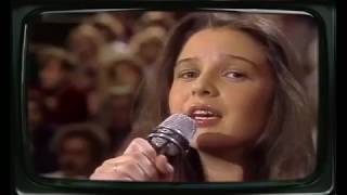 Download lagu ANDREA JUERGENS performs MAMA LORRAINE mp3 Download lagu ANDREA JUERGENS performs MAMA LORRAINE mp3
