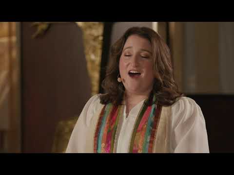 Sim Shalom (Isaacson) Performed by Cantor Lizzie Weiss