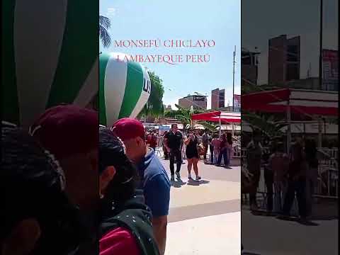 Monsefú (del mochica colonial Omænssæfæc) es una ciudad peruana, Chiclayo.
