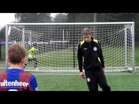 Strafschoppen FC Abcoude F1 - Zuidoost Unted F1 (za. 12 okt.13)