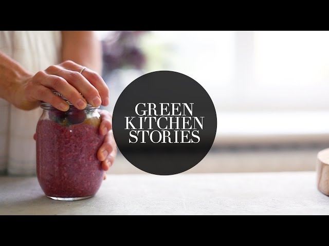 Berry & Chia Breakfast Pudding | Green Kitchen Stories