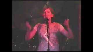 Crystal lewis - la madre y la esposa (Audio original)