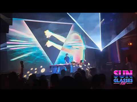 Sunglasses Kid - Night Swim (live at Outland London 2017 Synthwave event)