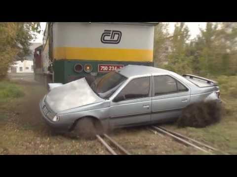 BESIP: Náraz vlaku do auta