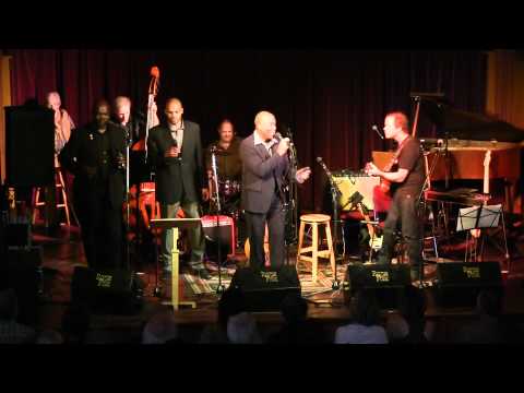 1 Jim Byrnes intros The Sojourners - Hold On (trad).m2ts