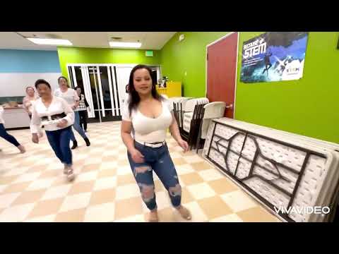 Merced Niam Tsev Line Dance - 4 corner