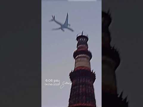 qutub minar #qutubminar #delhi #flight #aeroplane #qutub_minar
