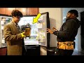 Storing Heads Prank On Repair Men