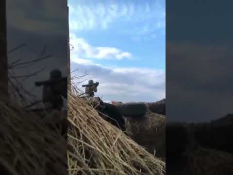 SOLDADO RUSSO, DISPARA MÍSSIL TELE GUIADO....