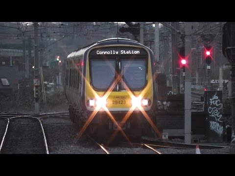 IE 29000 Class DMU Train number 29423 - Connolly Station, Dublin