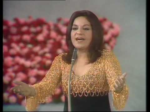 1969 Eurovision France - Frida Boccara - Un jour, un enfant HQ