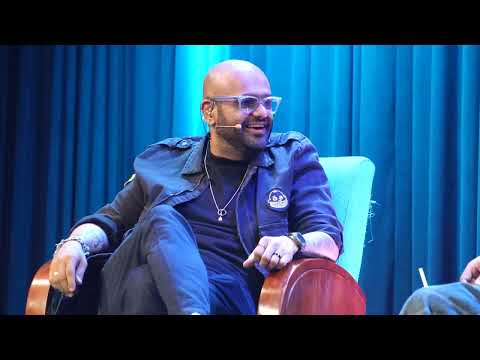 Don Chicho Arias meets with his buddy