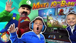 MIKE'S BIRTHDAY SURPRISE from MARIO BROS! New Gaming Setup! (FUNnel Fam Luigi Vision)