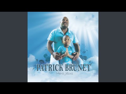 Nous lève nous la main vers toi Marie