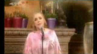 Moya Brennan - Black Night (live)