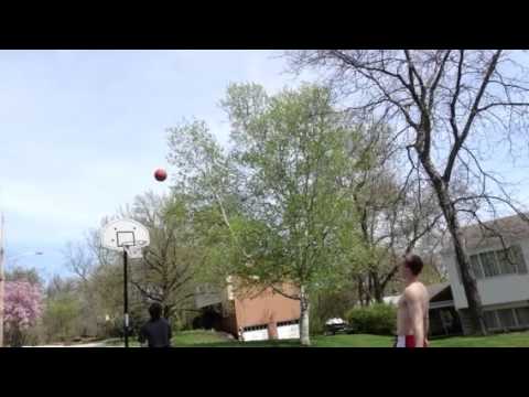 Dude America's Rob Zewe makes 43/47 3 pointers in 4 mins