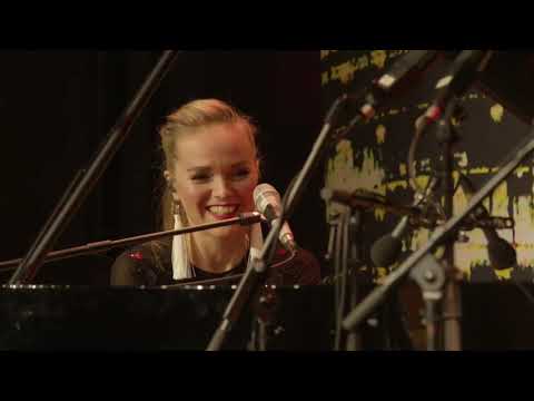 Jazzfest Bonn 2021: Kadri Voorand Duo - "They Don't Really Care About Us"