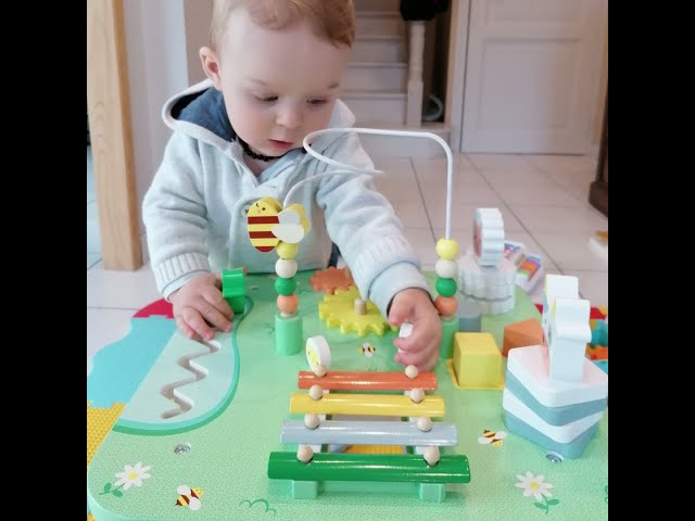 Vidéo teaser pour Table Activités Jolie Prairie