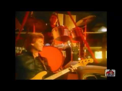 Swedish House Mafia ft Survivor - Eye of the Tiger (Video Mashup/Remix by Tato Santana)