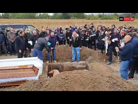 Sahrana porodice Đokić na groblju u Žitkovcu