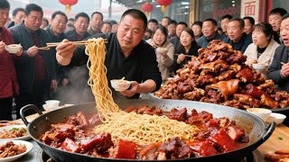 山东大哥靠开面馆买法拉利，8元一碗日卖2000 碗，人气和销量无人能比【探味小幺】