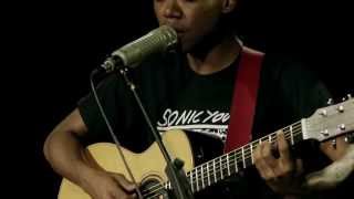 Nakhane Toure - Fog (Just Music Sessions LIVE)