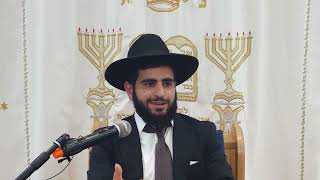 הרב יהונתן אסא | רב בית הכנסת רשב"י | קטן שהגדיל בימי הספירה | פסח תשפ"ה (הרב יצחק לוי) - התמונה מוצגת ישירות מתוך אתר האינטרנט יוטיוב. זכויות היוצרים בתמונה שייכות ליוצרה. קישור קרדיט למקור התוכן נמצא בתוך דף הסרטון הרב יהונתן אסא | רב בית הכנסת רשב"י | קטן שהגדיל בימי הספירה | פסח תשפ"ה (הרב יצחק לוי) - התמונה מוצגת ישירות מתוך אתר האינטרנט יוטיוב. זכויות היוצרים בתמונה שייכות ליוצרה. קישור קרדיט למקור התוכן נמצא בתוך דף הסרטון