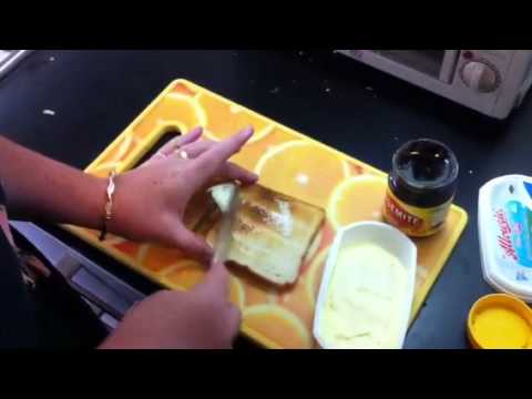 How to make Vegemite on toast