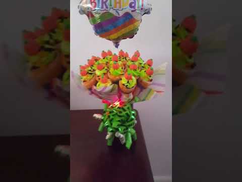 Diseño Bouquet de Cupcakes Betzaida's Blessed Cakes