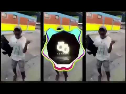 Me da minha garrafa 😂😂