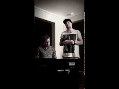 Paolo Nutini Autumn acoustic cover by Aleksander Walmann