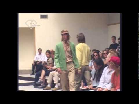 Moritz Rogosky Homme PE 2002 | FashionTV - FTV.com