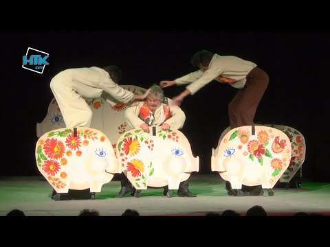 Коломийський театр показав глядачам прем’єру комедії «Сто тисяч»