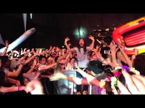 - STEVE AOKI - LIVE In JAPAN