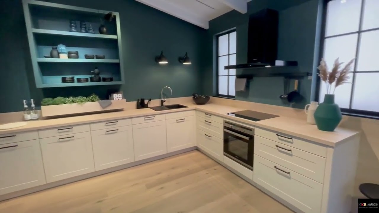 Roma Concept 130 Door range German Kitchen Hacker