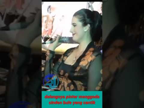 part || megan jadi malu sering di goda sama pak dalang di acara wayang kulit shorts