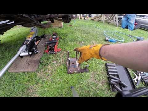 Rough Country 4" Lift install 1993 Jeep Wrangler YJ - Front Suspension