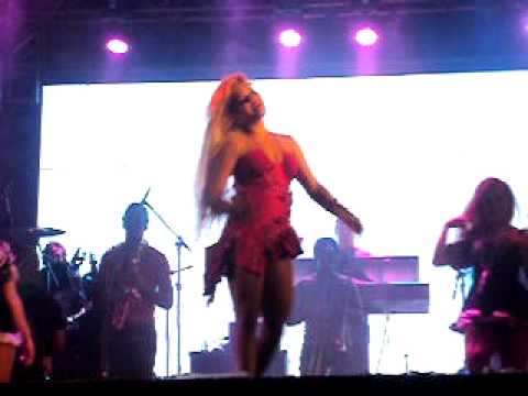 DOIS CHOROES SE TOCA BAYBE, ME DÁ ME DÁ.AVI