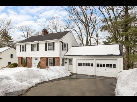 141 Paul Revere Rd, Needham MA - Lynda Hughes - Tel 617-833-3394