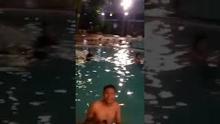 Download lagu Cewek - Cewek Renang malam di Tirto Arum Baru Kendal #shorts mp3